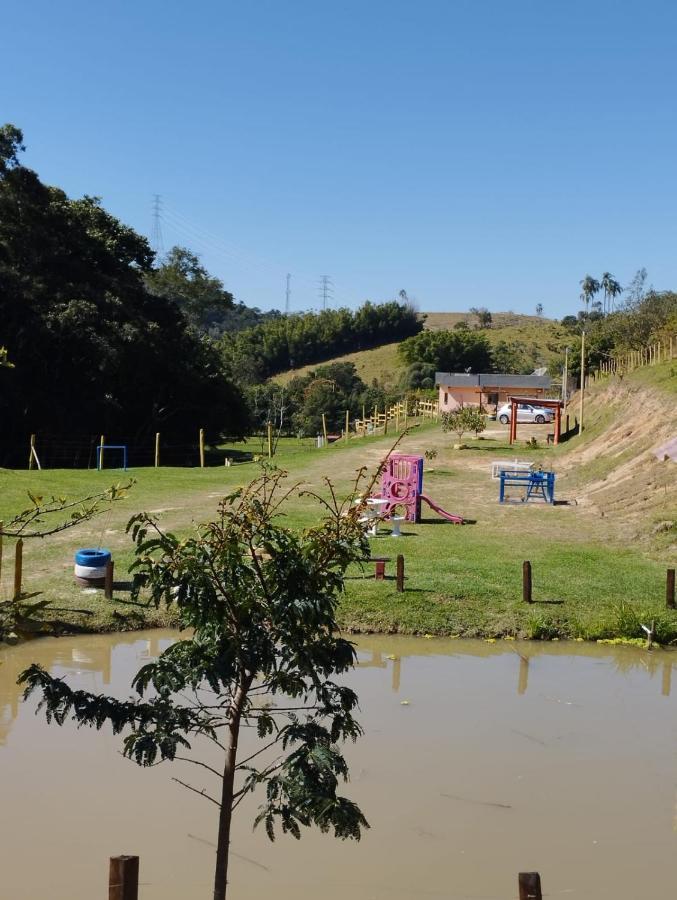 Pe Na Terra Em *